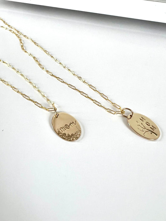 Mom Oval Necklace